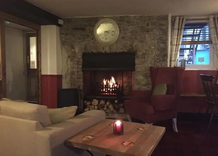 The Globe Inn