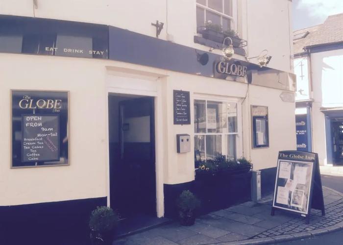 The Globe Inn