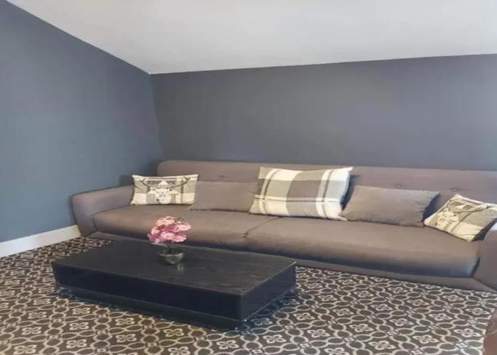 OYO Ivy Hotel