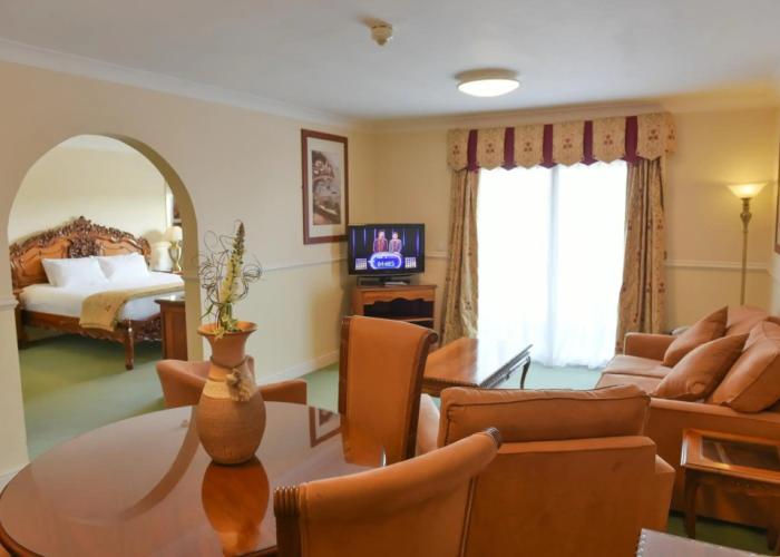 Southview Park Hotel