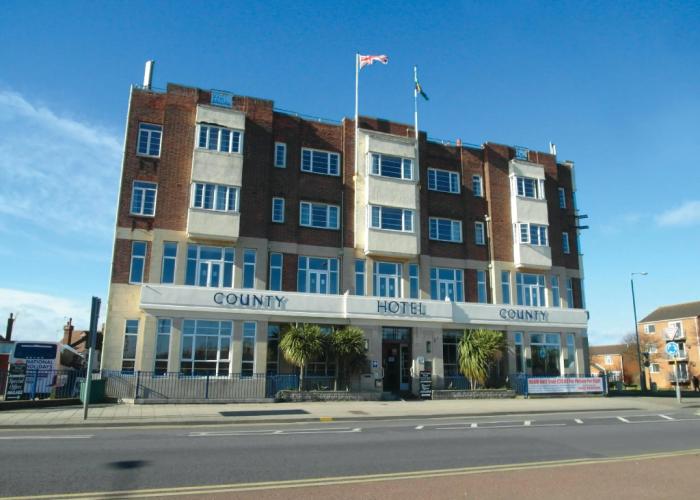 County Hotel