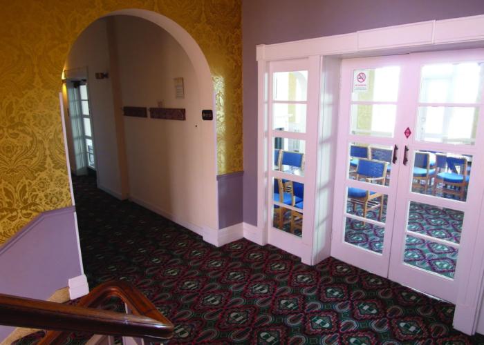 County Hotel