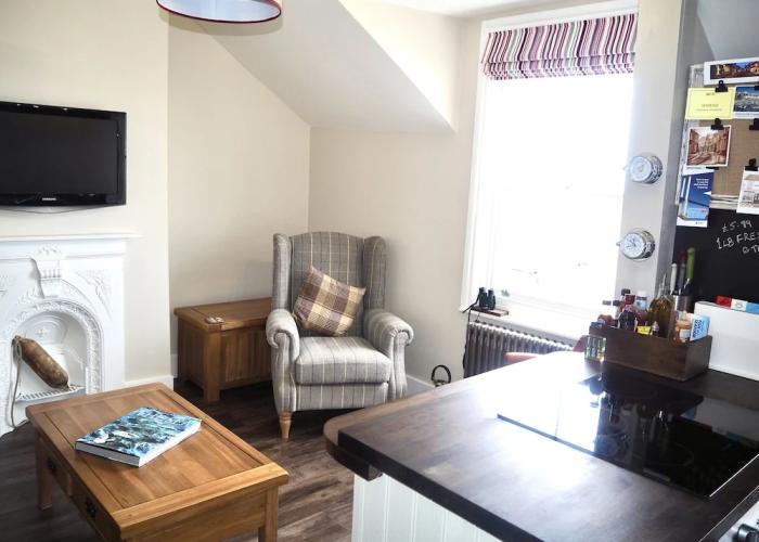 The Seaview Snug
