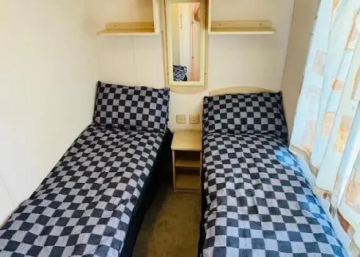 Seaside Charm Carvan in Leys Down on sea