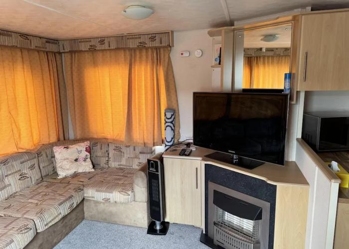 Seaside Bliss Retreat in Heart of Isle of Sheppy