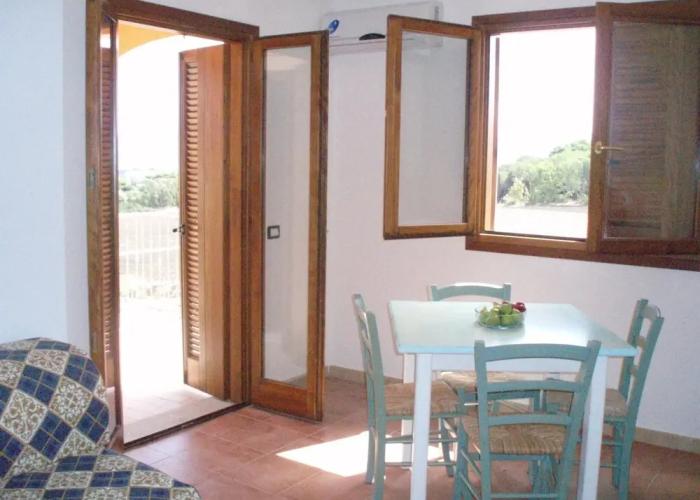 Modern 1 bed Apartment Sleep 3 sea View Only 700mt From sea