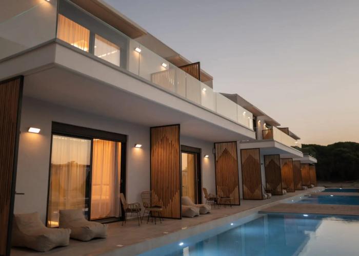 Salt Boutique Hotel