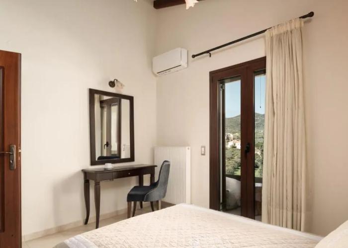 Manili Boutique Suites & Villas