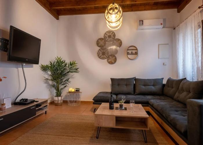 Walnut Tree Villa Ano Archanes-10km From Heraklion