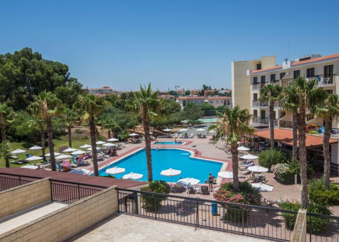 Tsokkos Gardens Hotel & Apartments