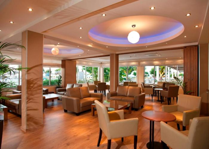 Pernera Beach Hotel