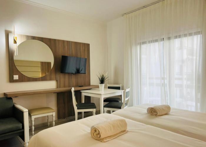 Marlita Beach Hotel Apartments
