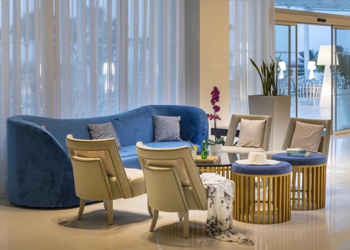 Constantinos The Great Beach Hotel
