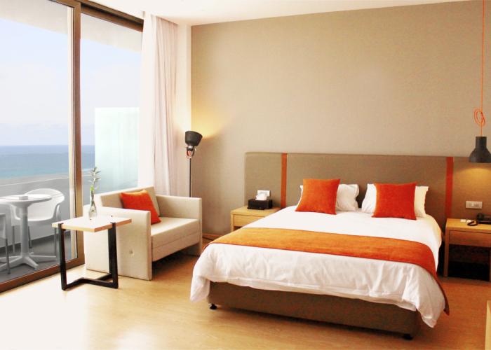 Crystal Springs Beach Hotel