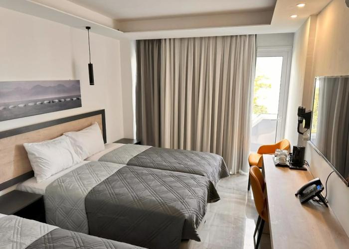 Papouis Protaras Hotel