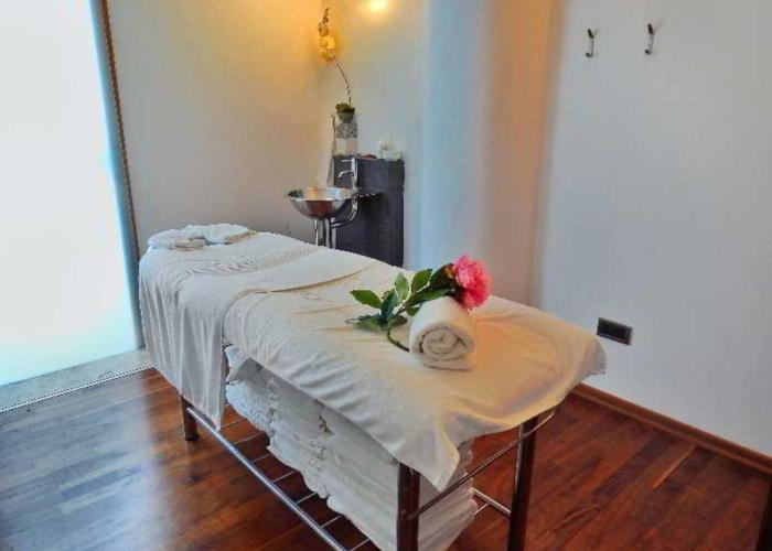 Grecian Park Hotel