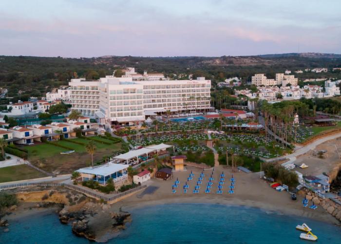 Cavo Maris Beach Hotel