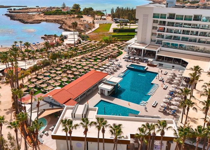 Cavo Maris Beach Hotel