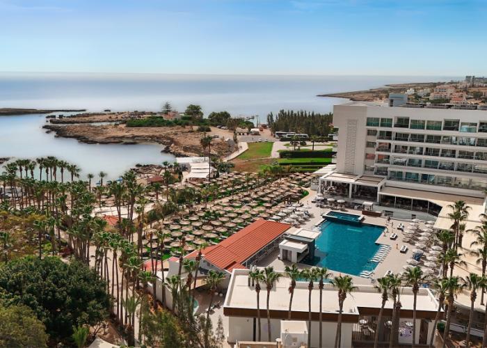 Cavo Maris Beach Hotel
