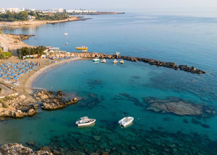 Cavo Maris Beach Hotel