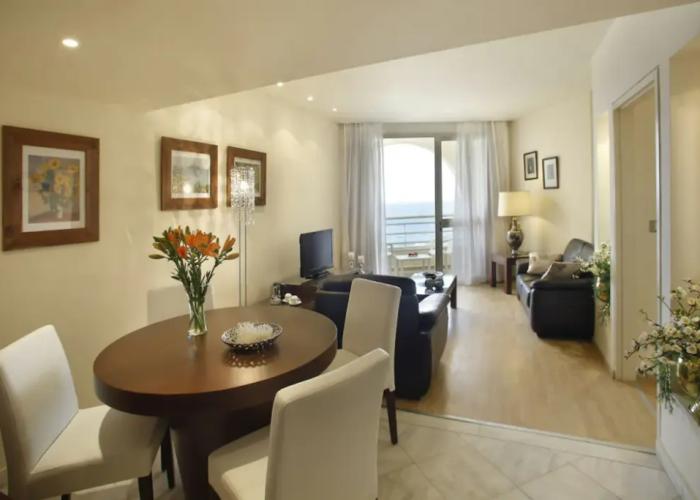 The Golden Coast Beach Hotel