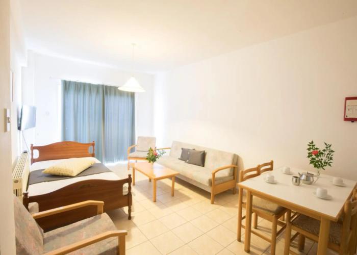 DebbieXenia Hotel Apartments