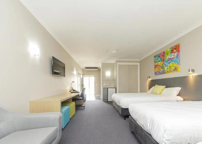 Club Cowra Motel