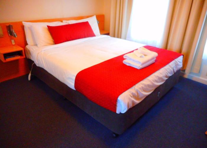Townhouse Motel