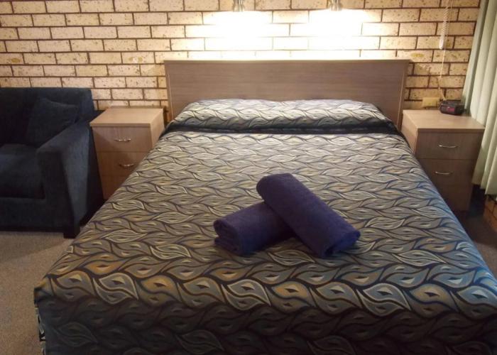 Cowra Crest Motel