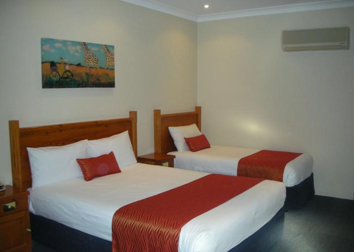 Breakout Motor Inn