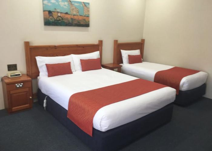 Breakout Motor Inn