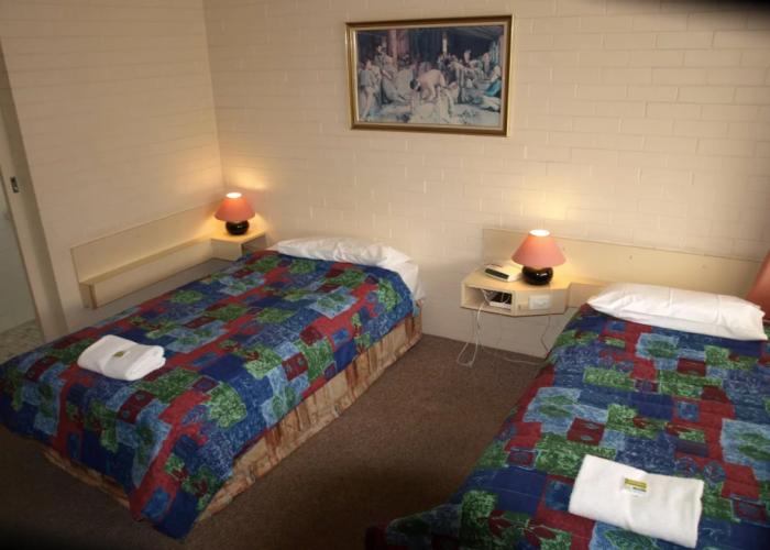 Civic Motor Inn