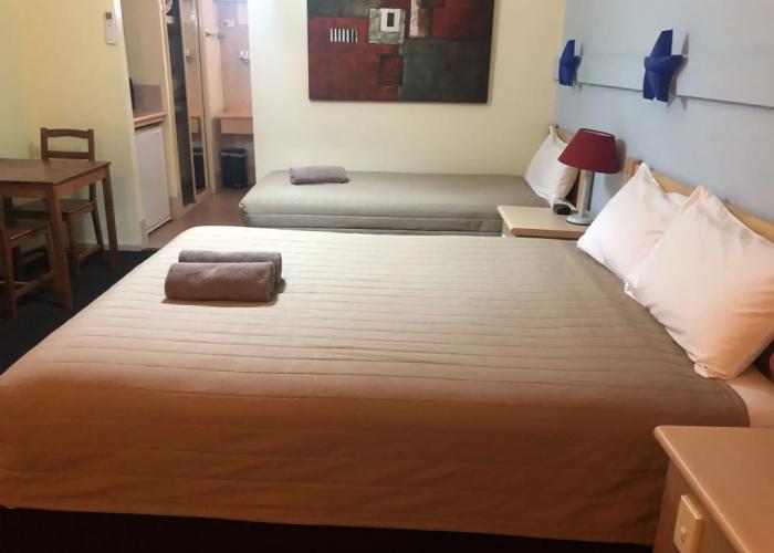 Countryman Motor Inn