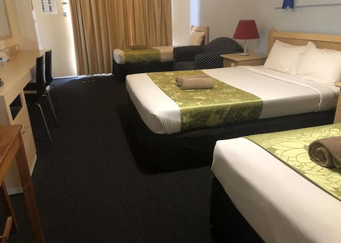 Countryman Motor Inn