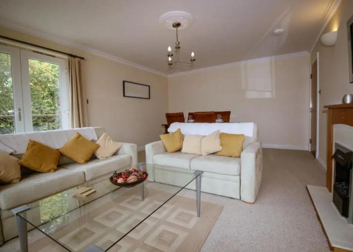 Turnberry Apartments