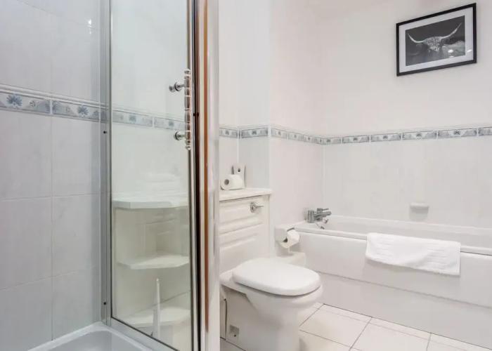 Turnberry Serviced Apartments