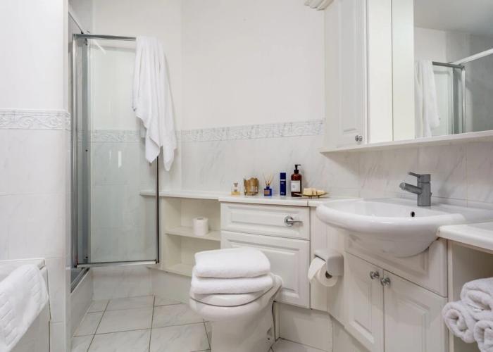 Turnberry Serviced Apartments