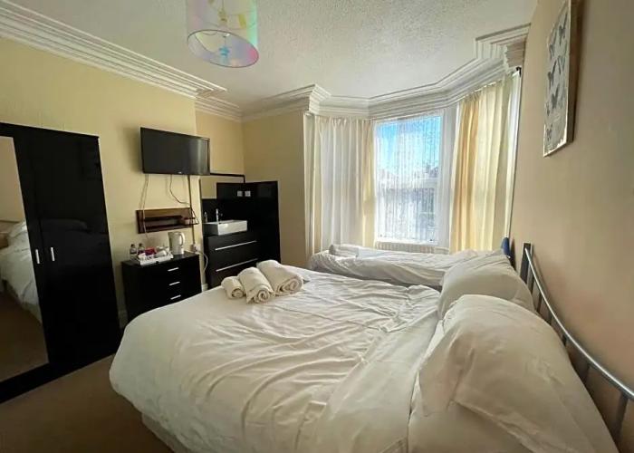 South Dene Hotel