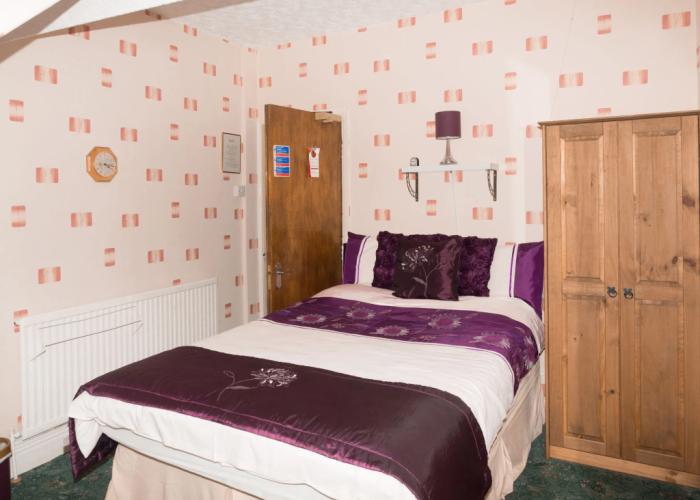 Home and Away Guesthouse