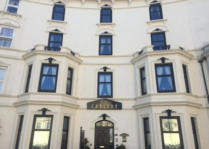 The Carlton Holiday Apartments