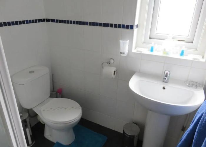 Oakwell Guest House