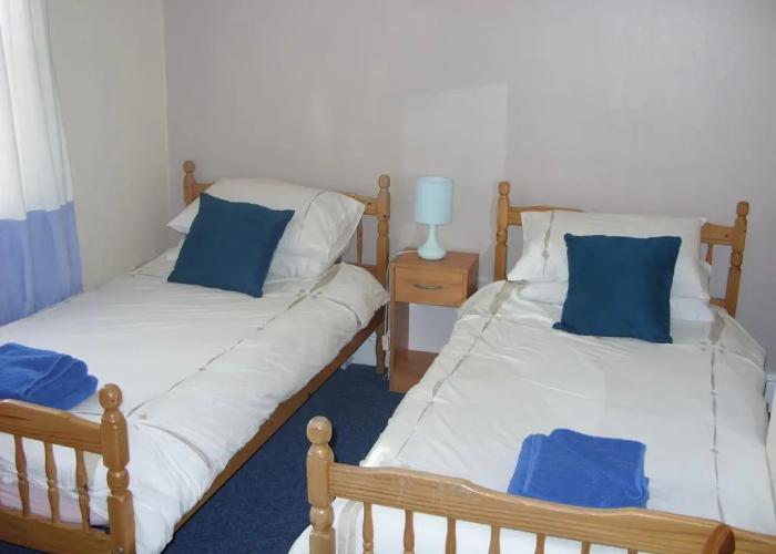 Oakwell Guest House
