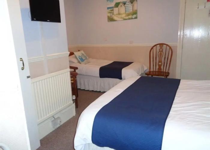 The Broadfield Hotel