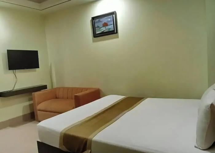 Urmee Guest House Coxs Bazar