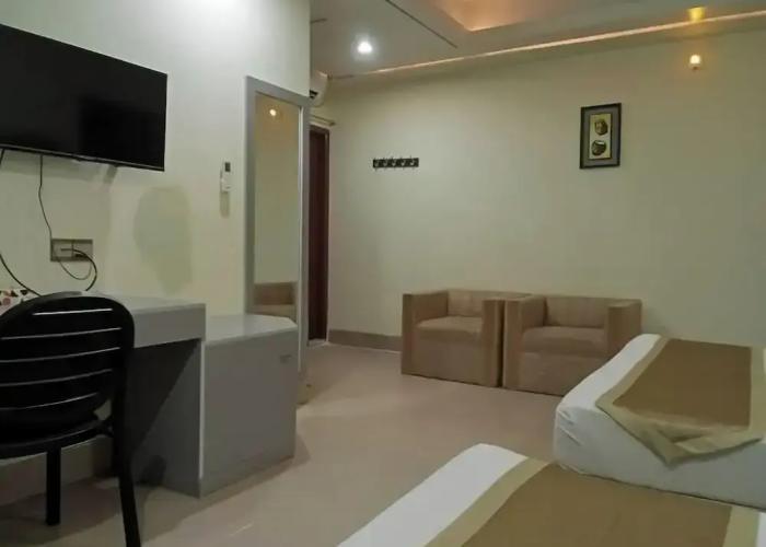 Urmee Guest House Coxs Bazar