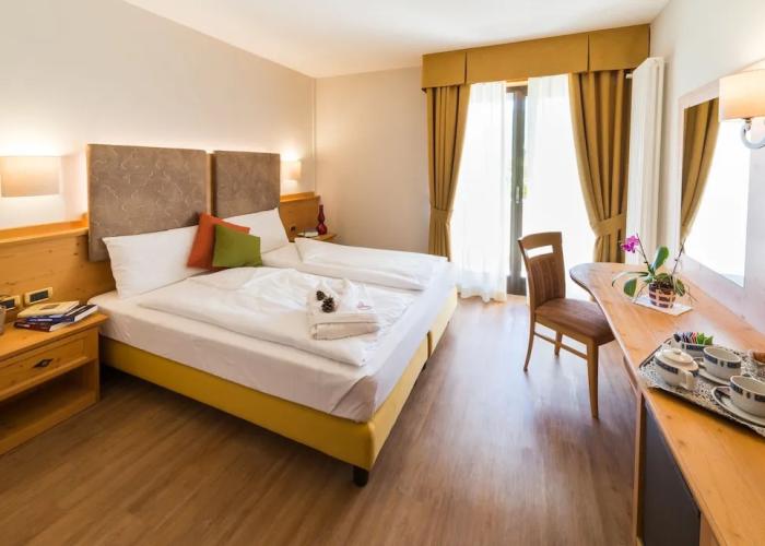 Hotel Ambassador