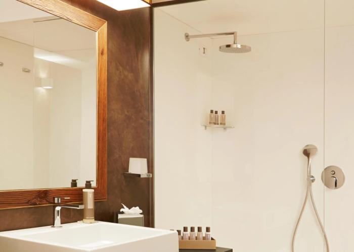 Montana Lodge & Spa, by R Collection Hotels