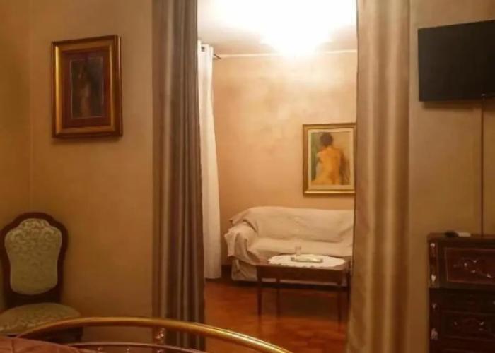 Villa Marisa bed breakfast and books