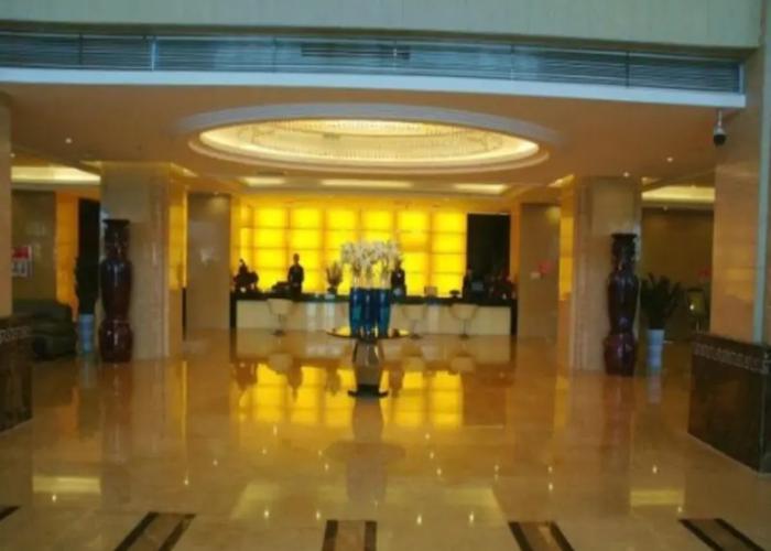 Aksu Pudong Holiday Hotel