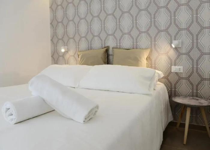 Miramed Rooms